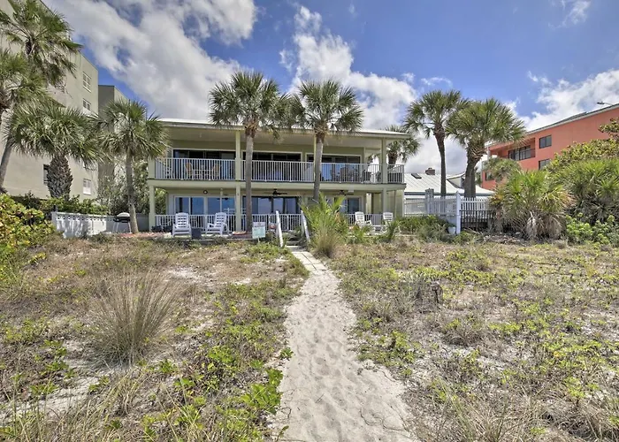 Holiday home Steps To Beach! Walkable Gulf Coast Retreat Clearwater Beach